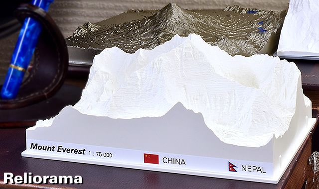 レリオラマ reliorama スイス製山岳模型 机上製品 雑貨 世界の山々